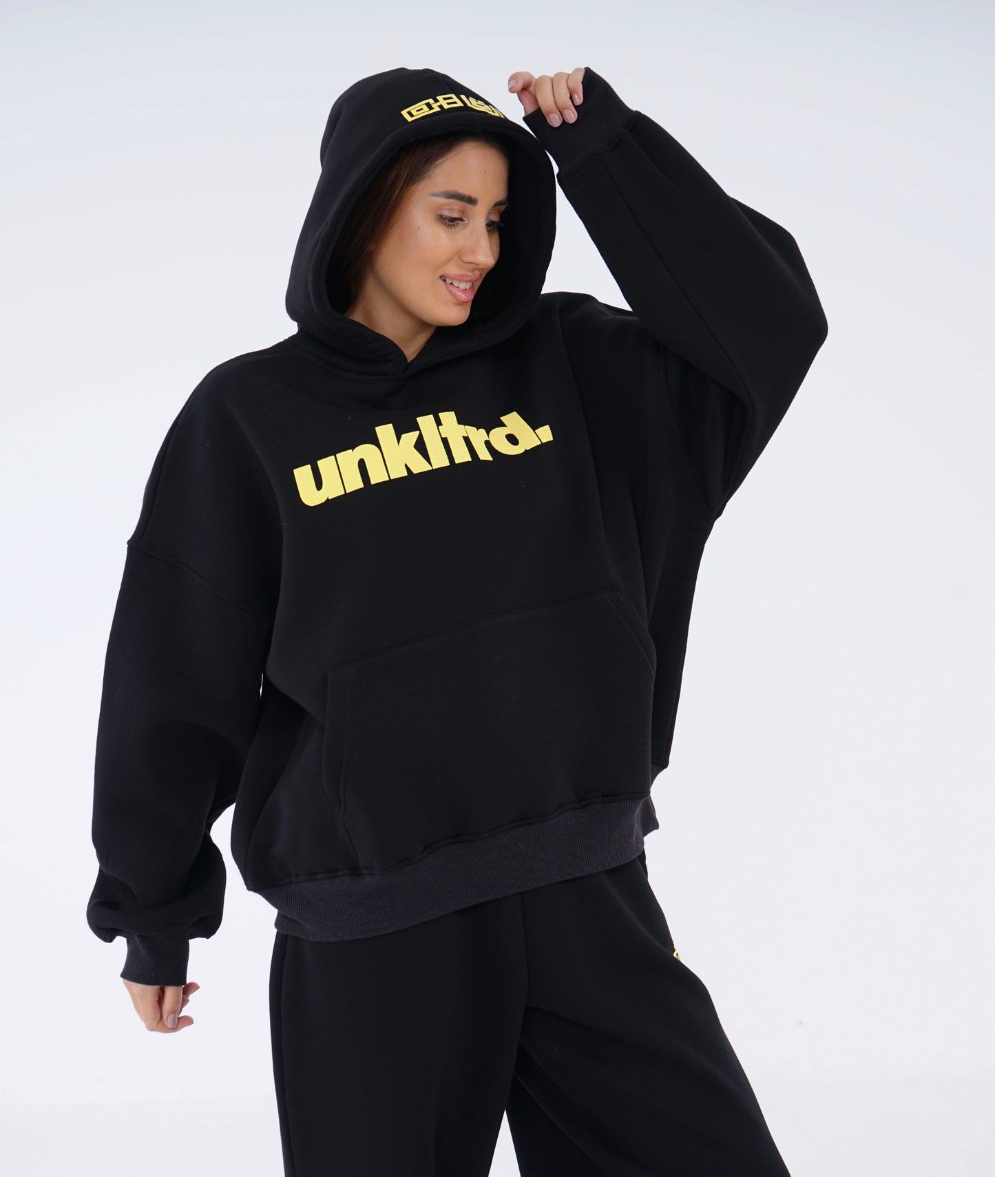 A-Yello-black hoodie